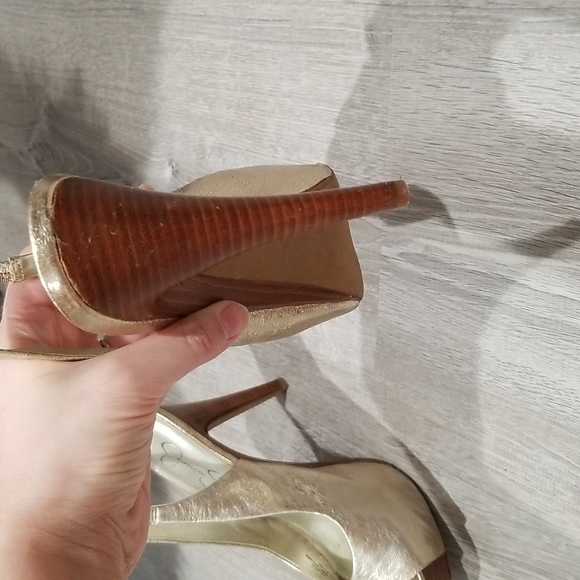 Jessica Simpson Sandals - Picture 3 of 6